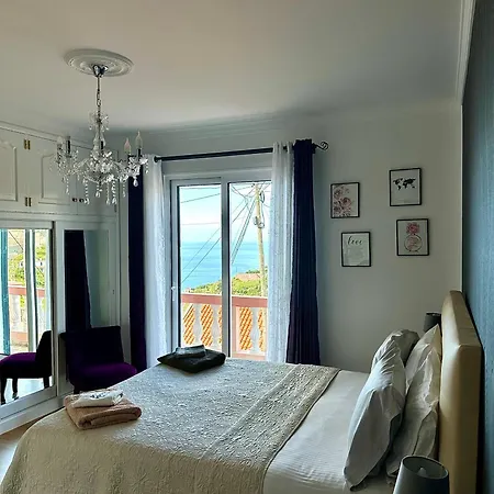 Apartment Blue Paradise *